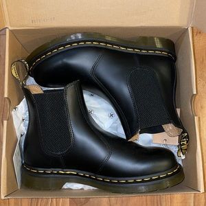 2976 CHELSEA BOOT DR MARTENS